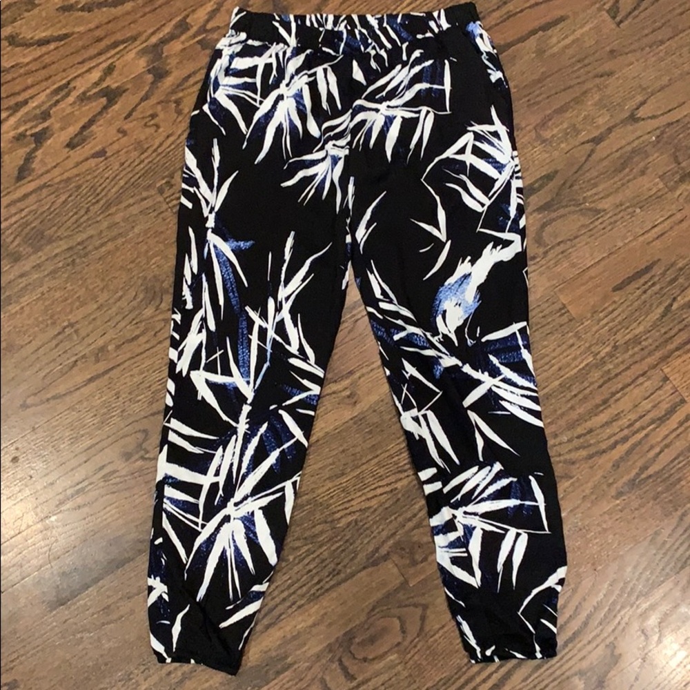 Fabletics Joggers